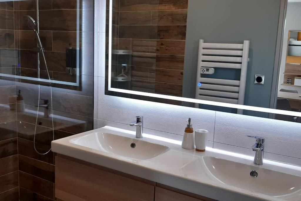 Villa Drome Jacuzzi La Maison D'A Cote Chatuzange-le-Goubet Eksteriør billede